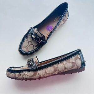 Coach Fortunata signature logo logo gold buckle khaki loafers size 8.5